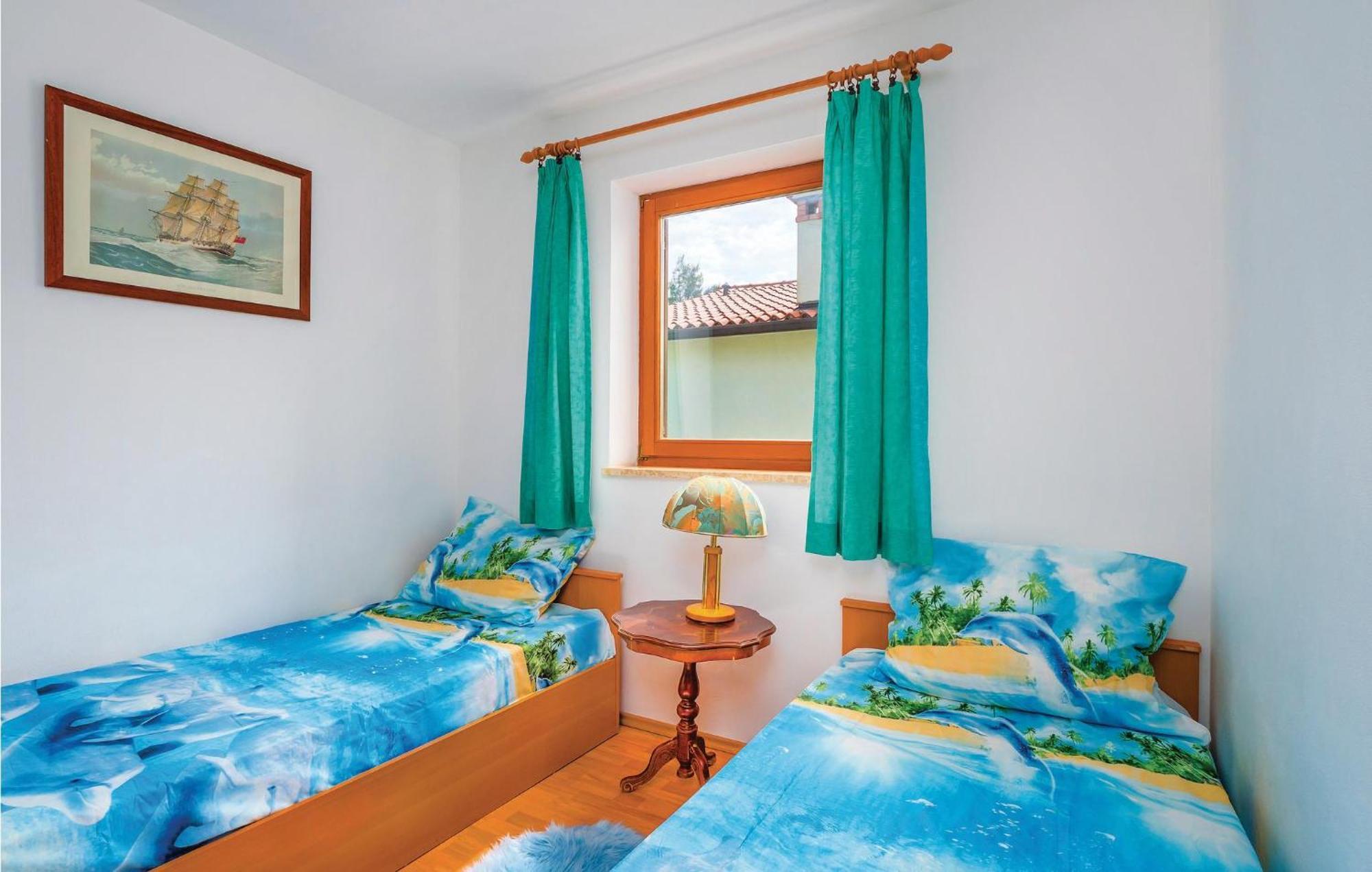 2 Bedroom Gorgeous Apartment In Rabac Luaran gambar