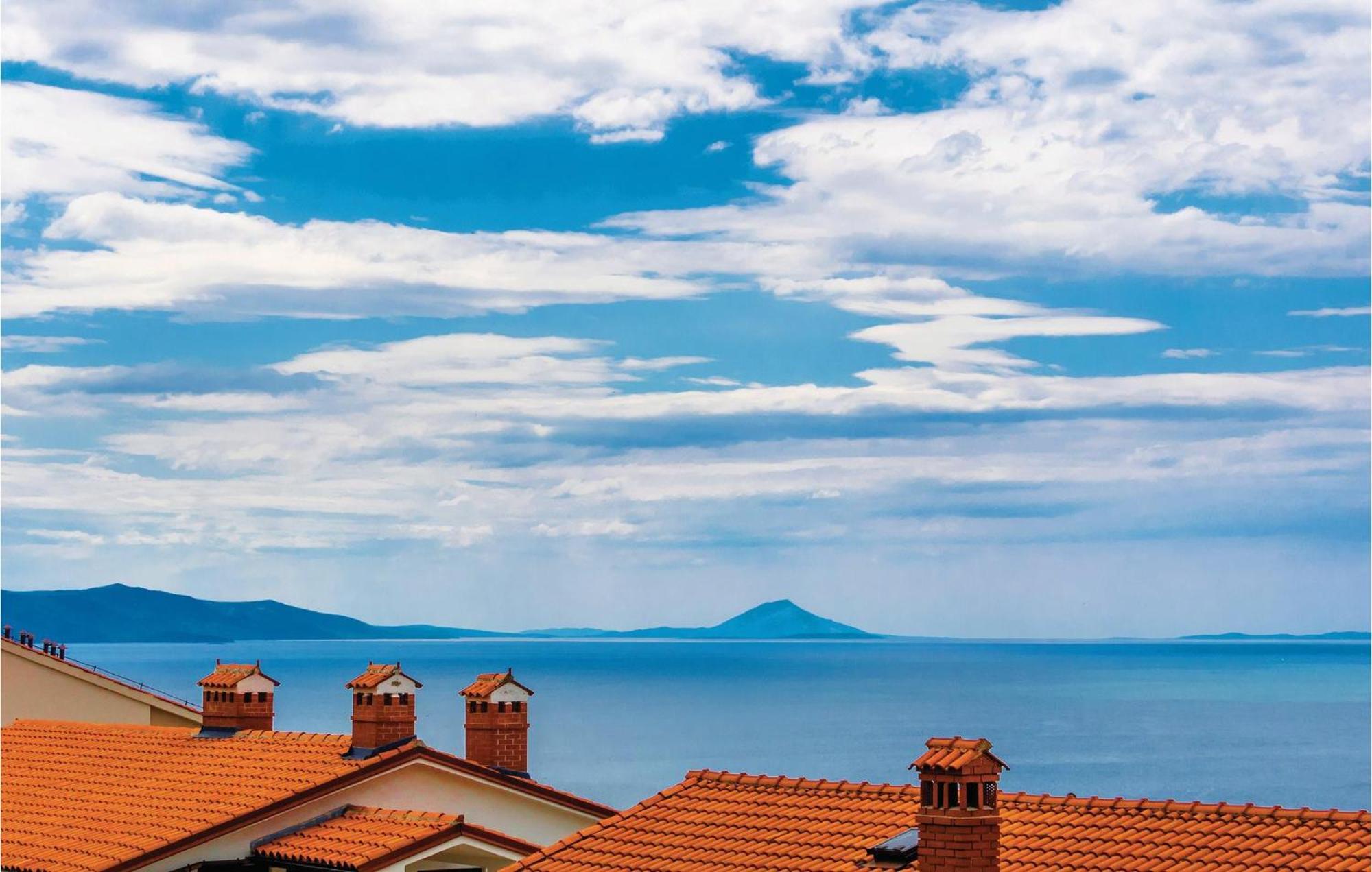 2 Bedroom Gorgeous Apartment In Rabac Luaran gambar